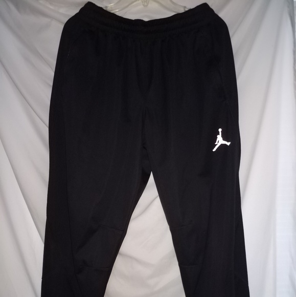 Jordan sweatpants - Picture 2 of 3